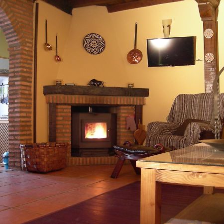 La Casa Del Vado Guest House Hervás Eksteriør bilde