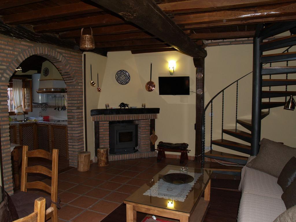 La Casa Del Vado Guest House Hervás Eksteriør bilde